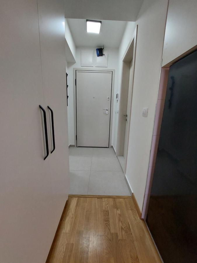 Box Apartment สโกเปีย ภายนอก รูปภาพ